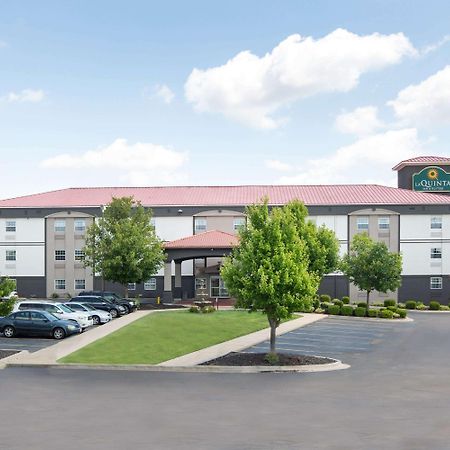Hotel La Quinta By Wyndham Blue Springs Esterno foto